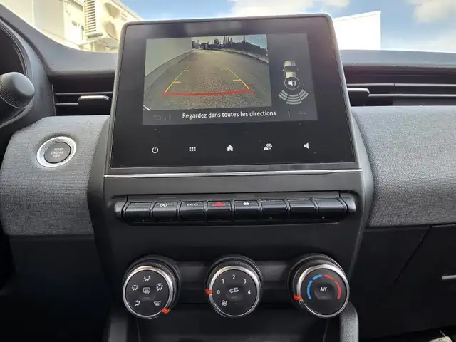Renault Clio view 13