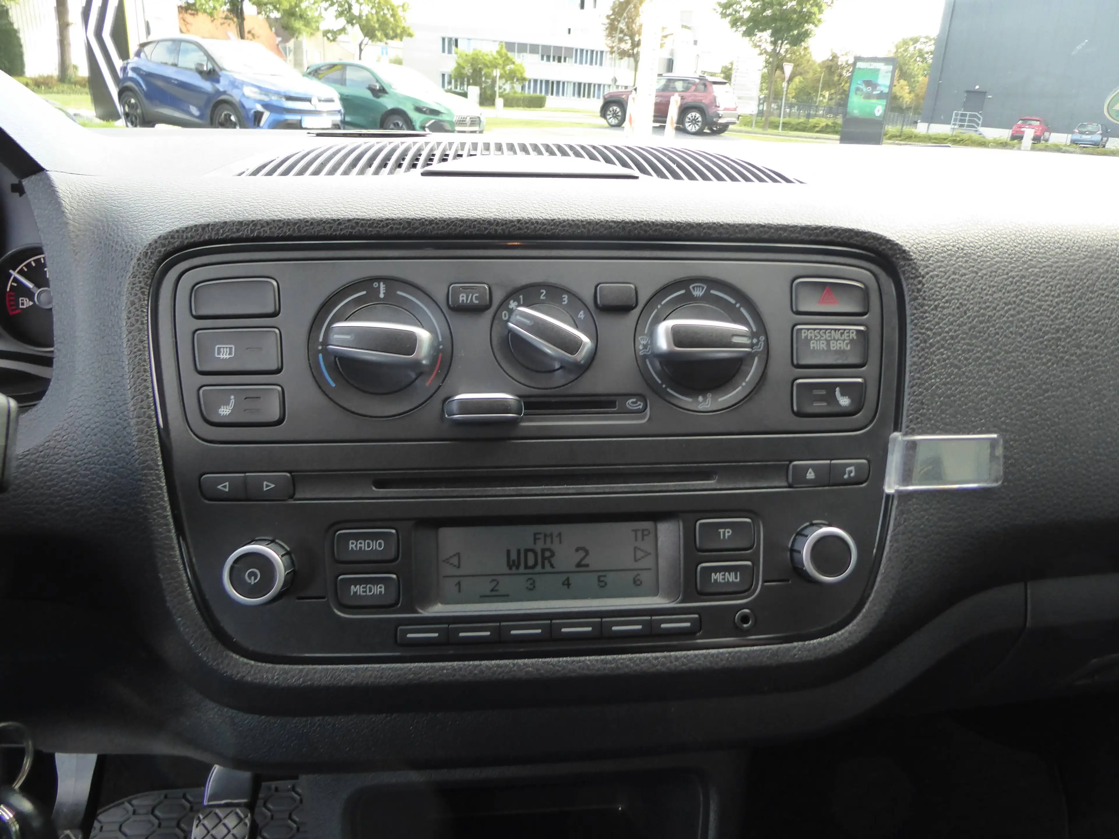Skoda Citigo Ambition Sitzheizung Ganzjahresreifen — photo 11