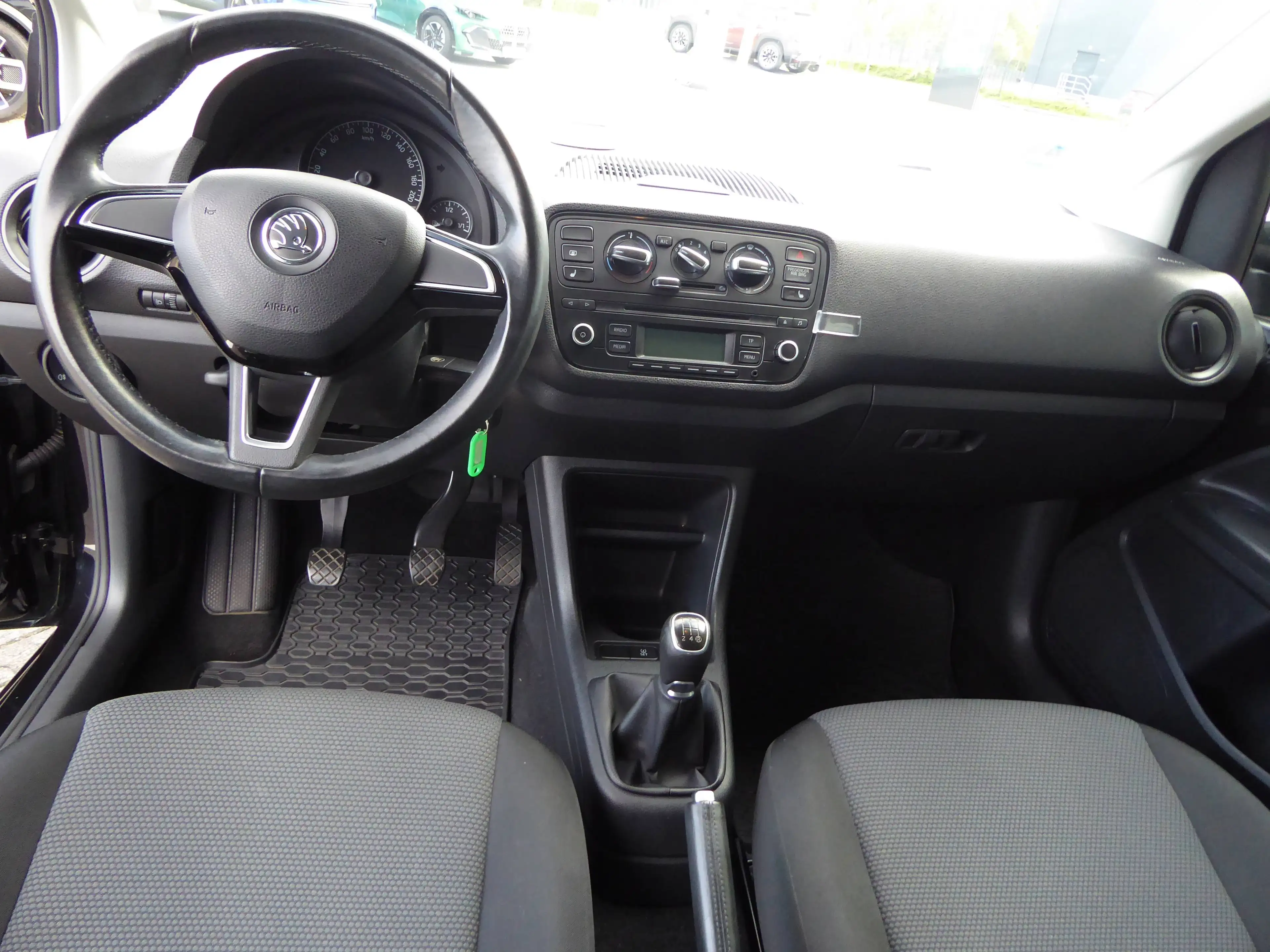 Skoda Citigo Ambition Sitzheizung Ganzjahresreifen — photo 9