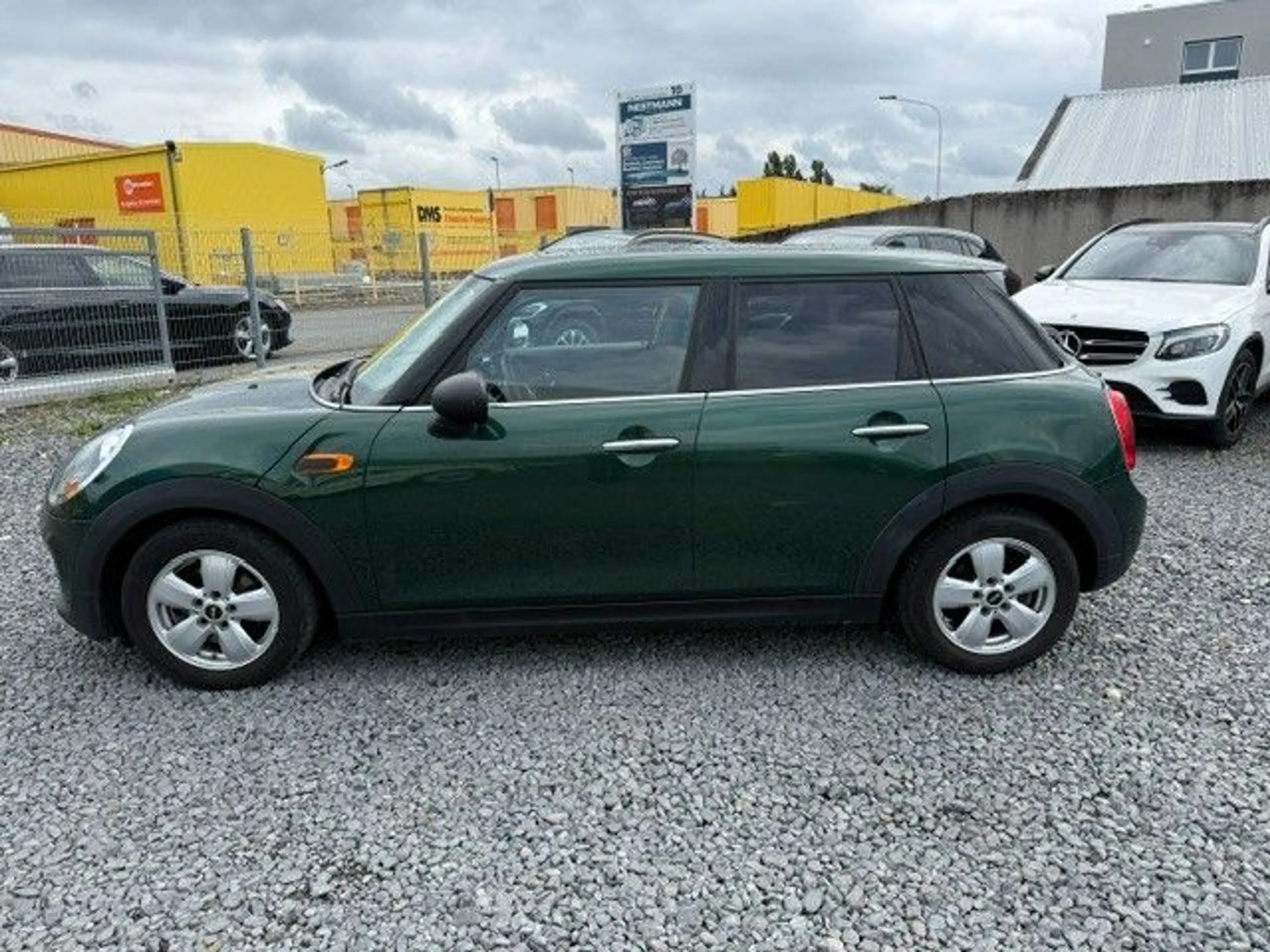 MINI One Mini 5-trg. One Automatik*Navi*PDC*Panorama — photo 3
