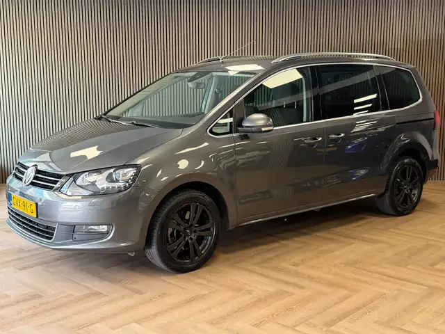 Volkswagen Sharan 2.0 TDI 4MOTION Exclusive Series 7P 7Persoons TREK