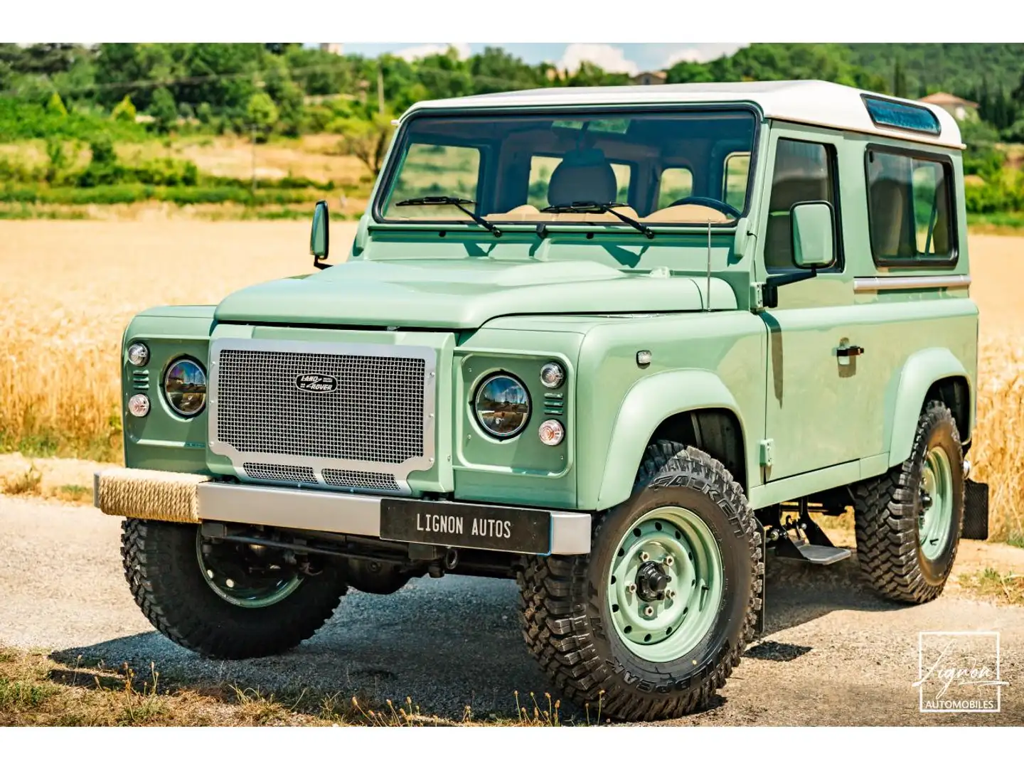 Land Rover Defender 90 td4 2.2 SW 4 places - TVA RECUPERABLE - 2