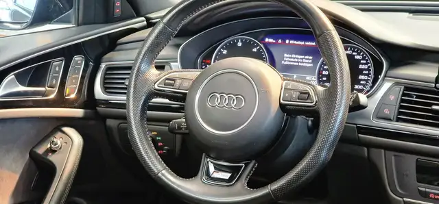 Audi A6 view 13