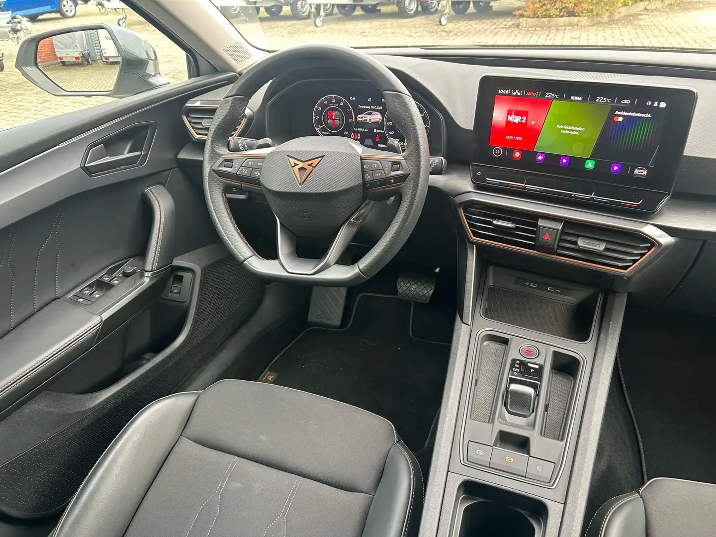 CUPRA Leon Sportstourer 1.5 eTSI DSG / Anhängerkupplung Blanco - 2