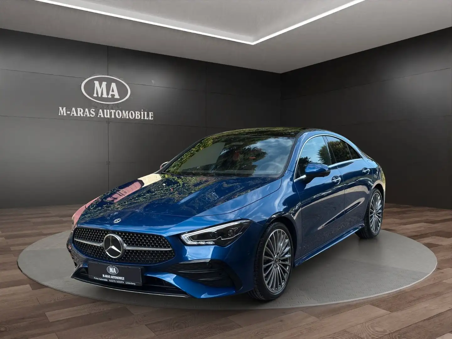 Mercedes-Benz CLA 200 AMG Edition Pano Head.Up Burmester 360° Blau - 1
