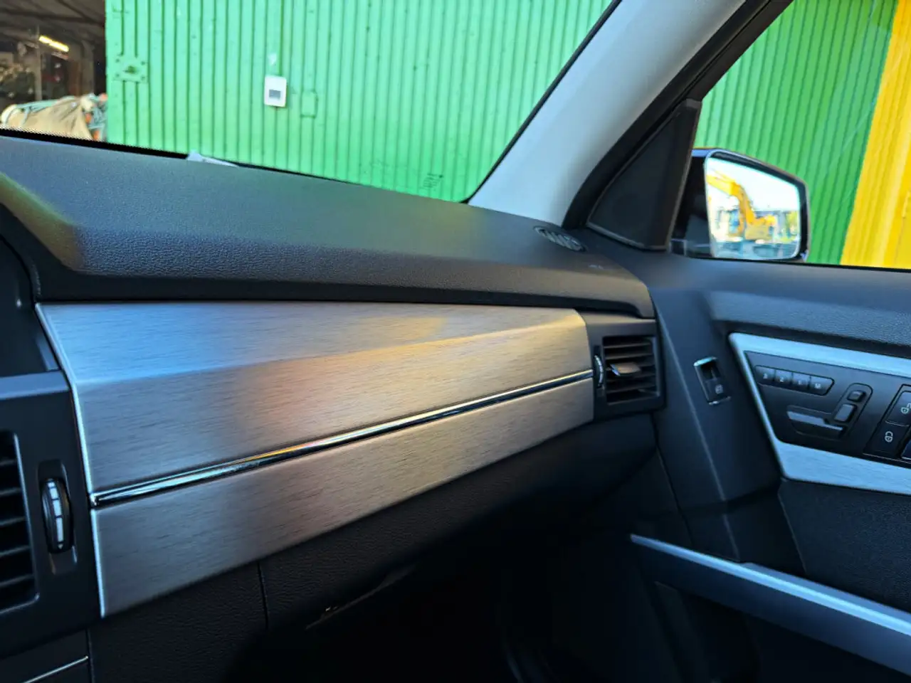 Mercedes-Benz GLK-Class снимка Mercedes-Benz GLK-Class