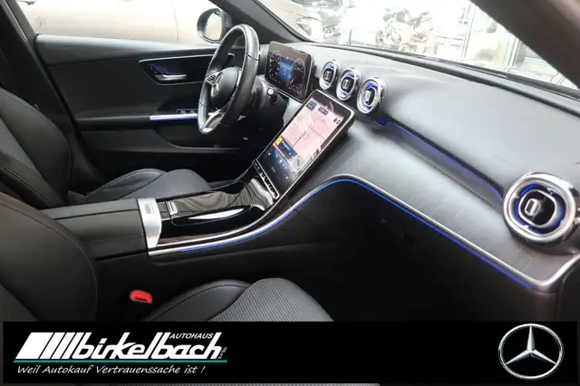 Mercedes-Benz C-Class view 8