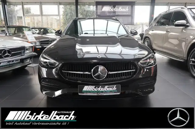Mercedes-Benz C-Class view 13