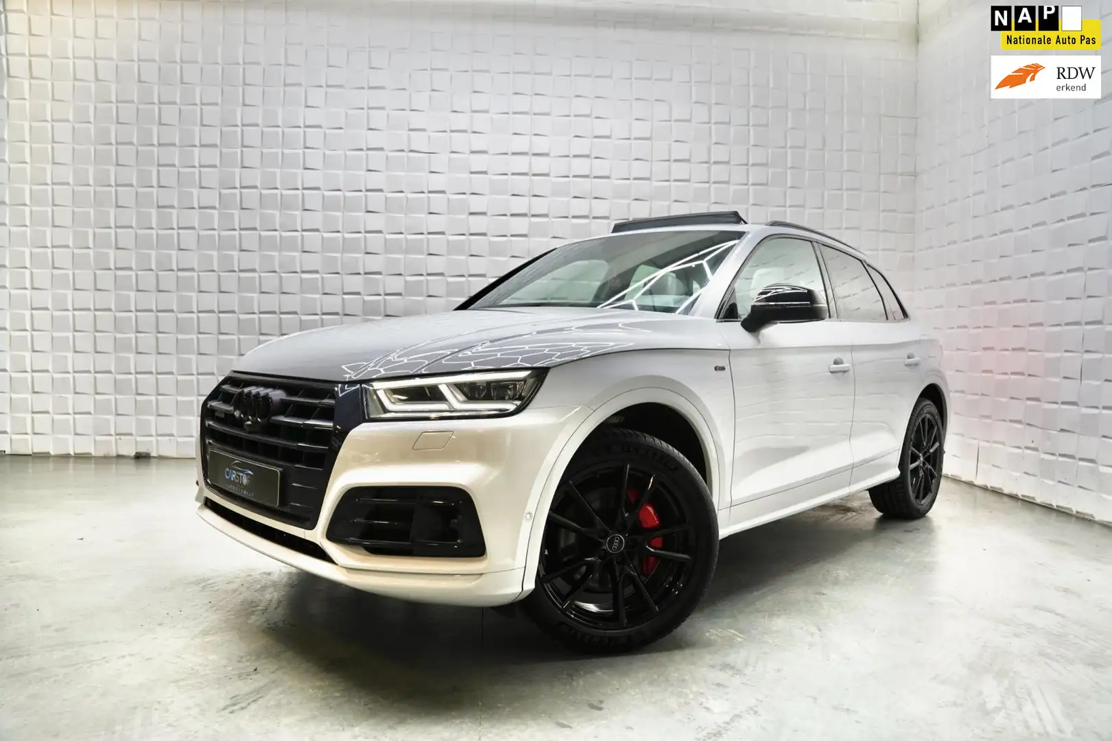 Audi Q5 50 TFSI e quattro 3x S LINE PANO SFEER RS STOELEN Blanc - 1
