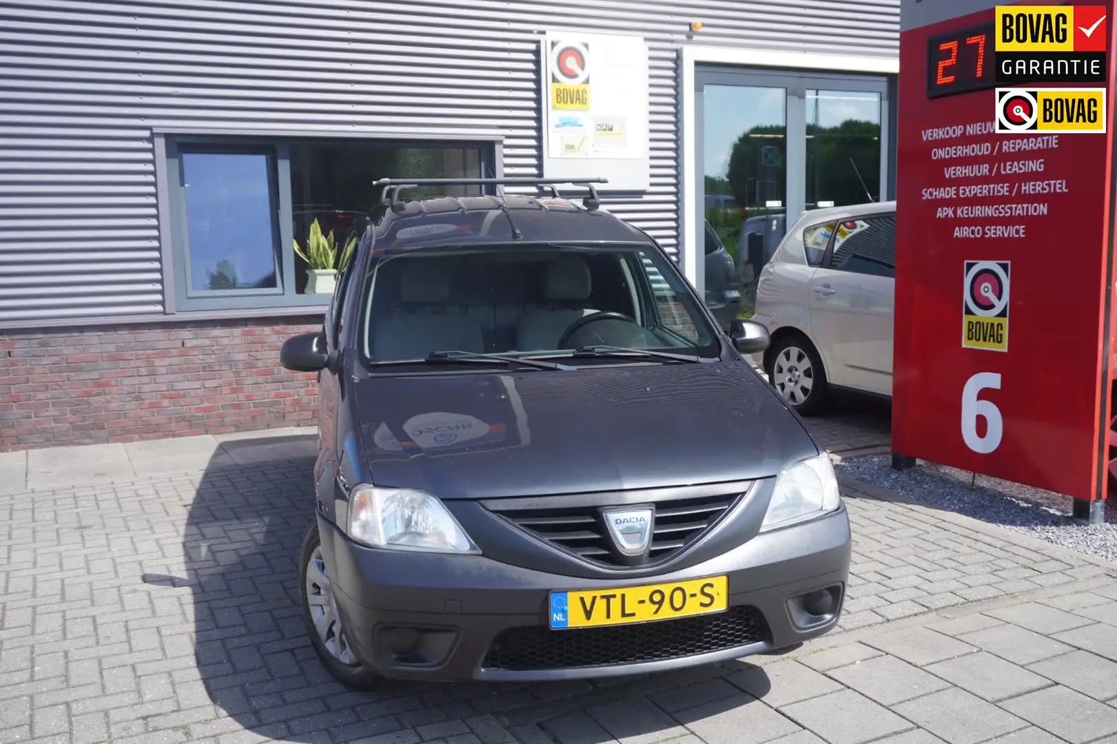 Dacia Logan Bedrijfswagen / Elek. ramen / Airco Grijs - 1