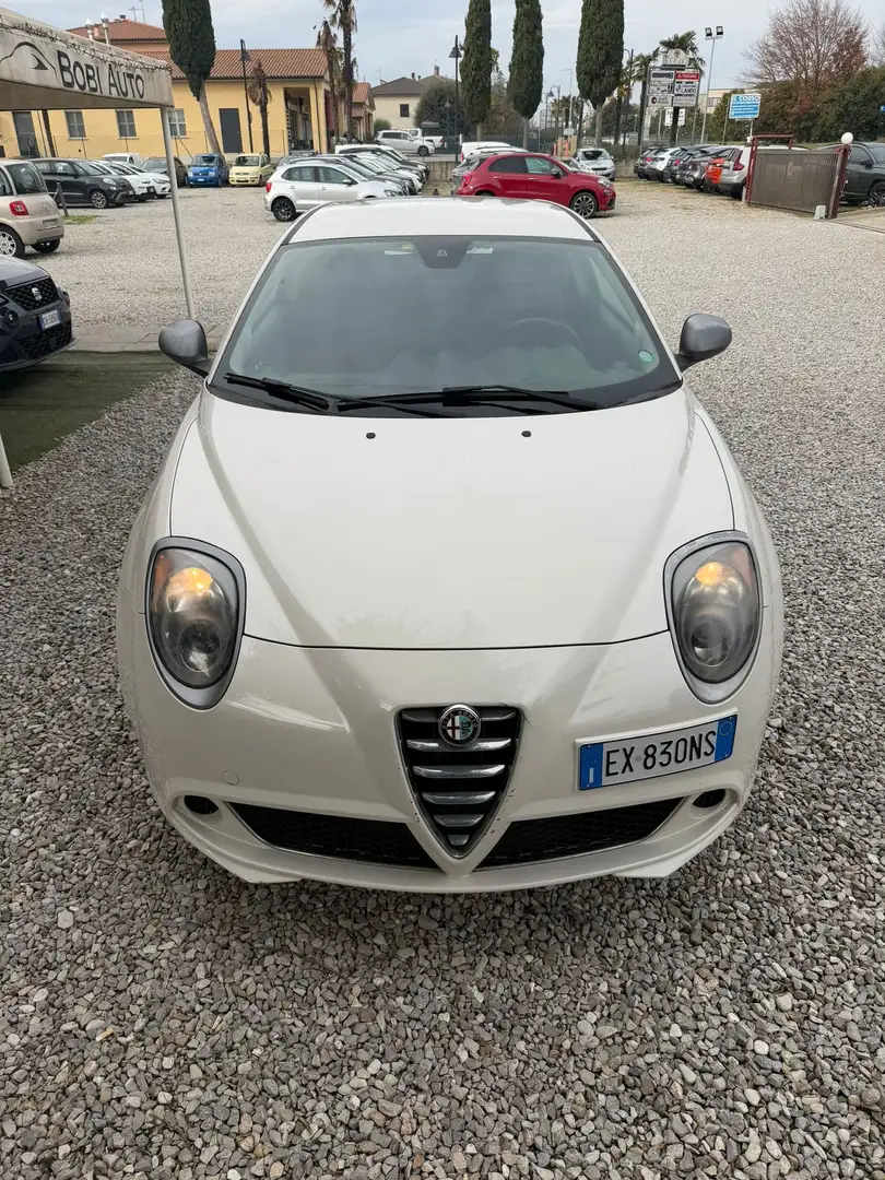 Alfa Romeo MiTo MiTo 2013 1.4 Progression 70cv E6 Bej - 1