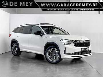 1.5 TSI Sportline 7pl. DSG / 7 SEATS / Pano / Trekhaak / Carplay / Camera / Keyless