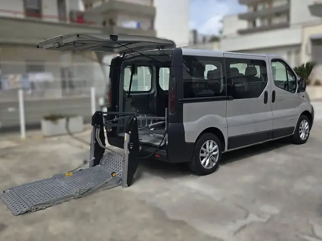 Nissan Primastar NISSAN PRIMASTAR 1a SERIE DCI/100C