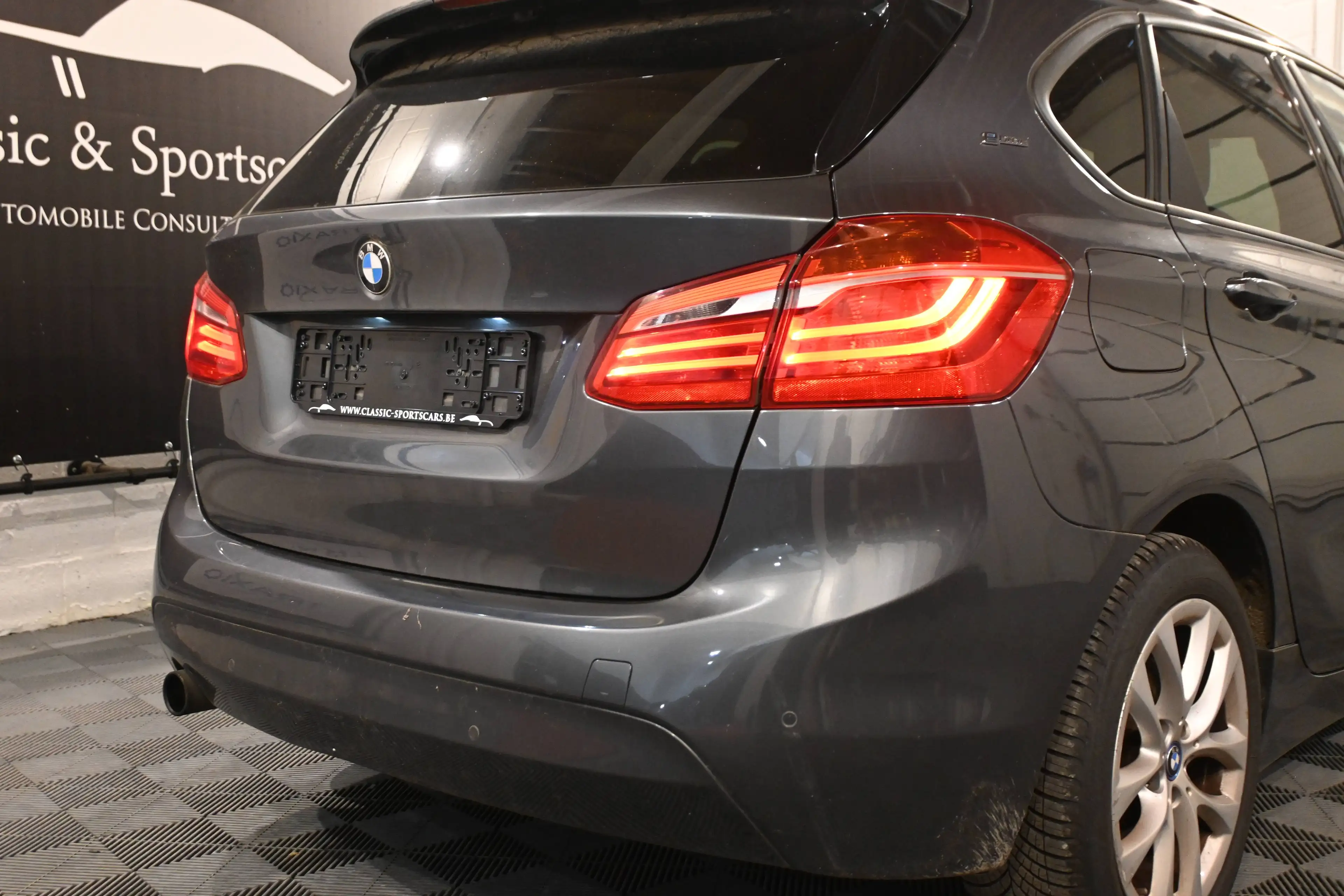 BMW 225 225XEA Active Tourer PHEV / GPS NAVIGATION / BLUETOOTH / PDC / A VOIR !! — photo 5