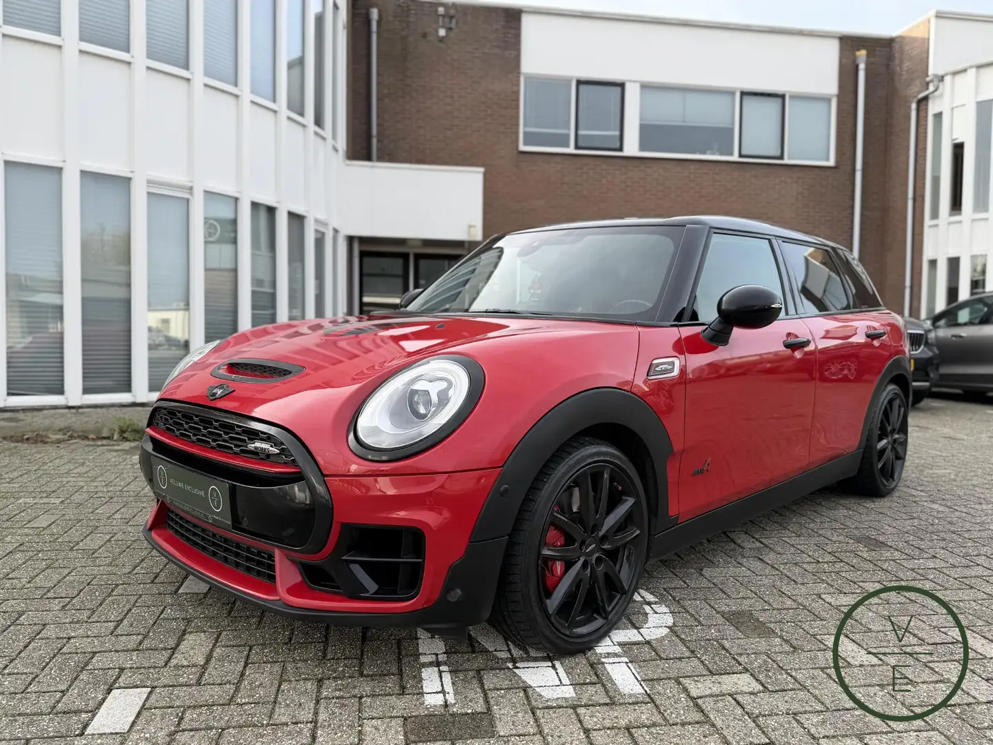 MINI John Cooper Works Clubman Mini 2.0 ALL4 | Clima | PDC | Rouge - 1