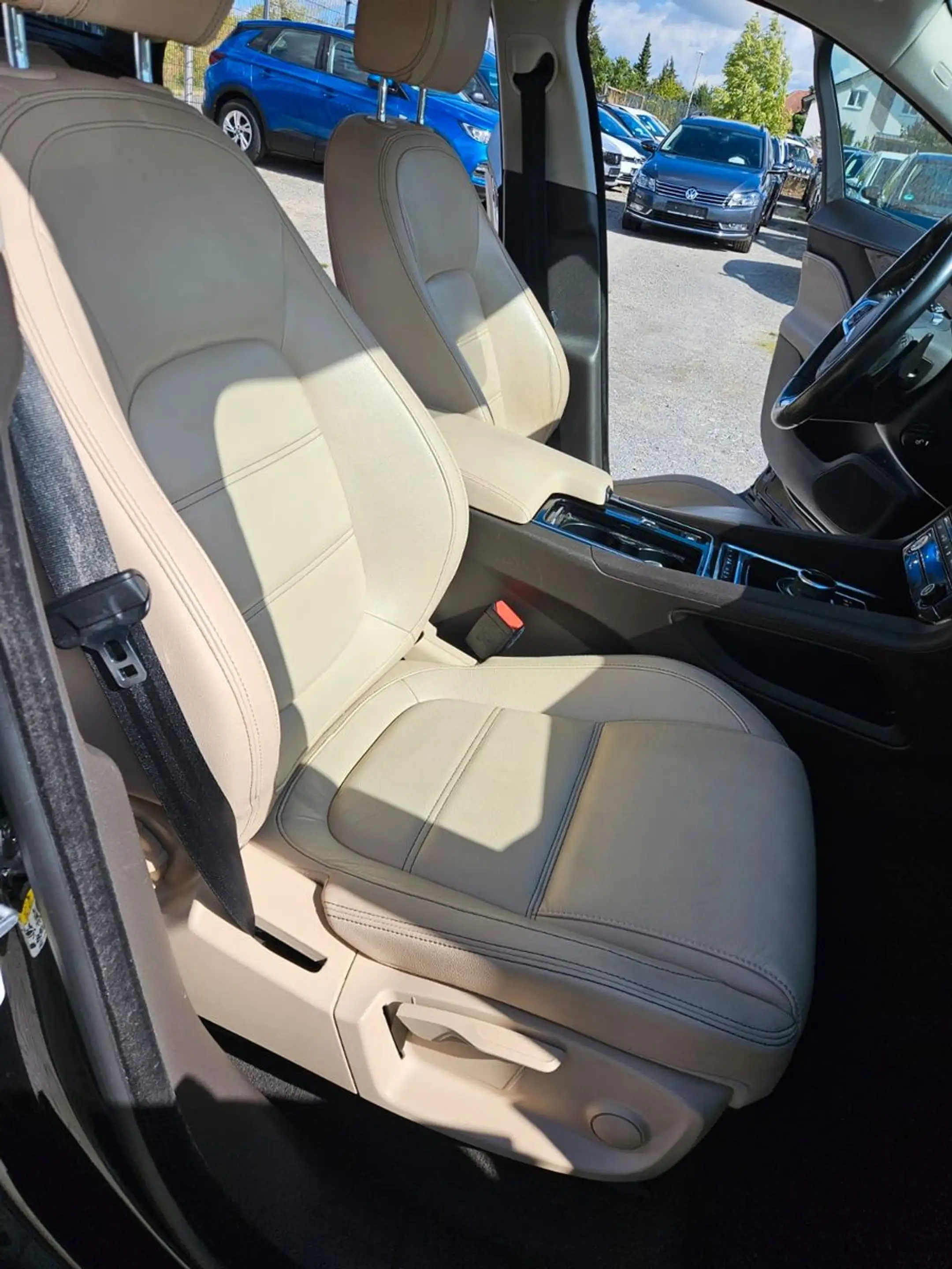 Jaguar F-Pace F-PACE Prestige — photo 13