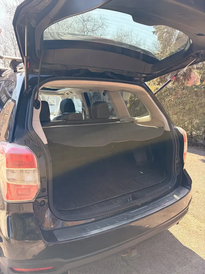 Subaru Forester снимка Subaru Forester