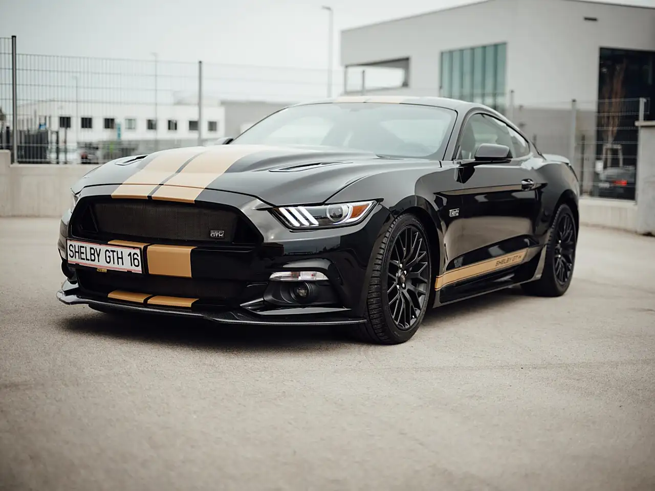 Ford Mustang Shelby GT-H 500 "Executive Car"  13 OF 16