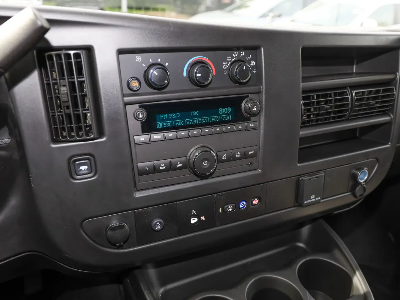 Chevrolet Express 3500 снимка Chevrolet Express 3500