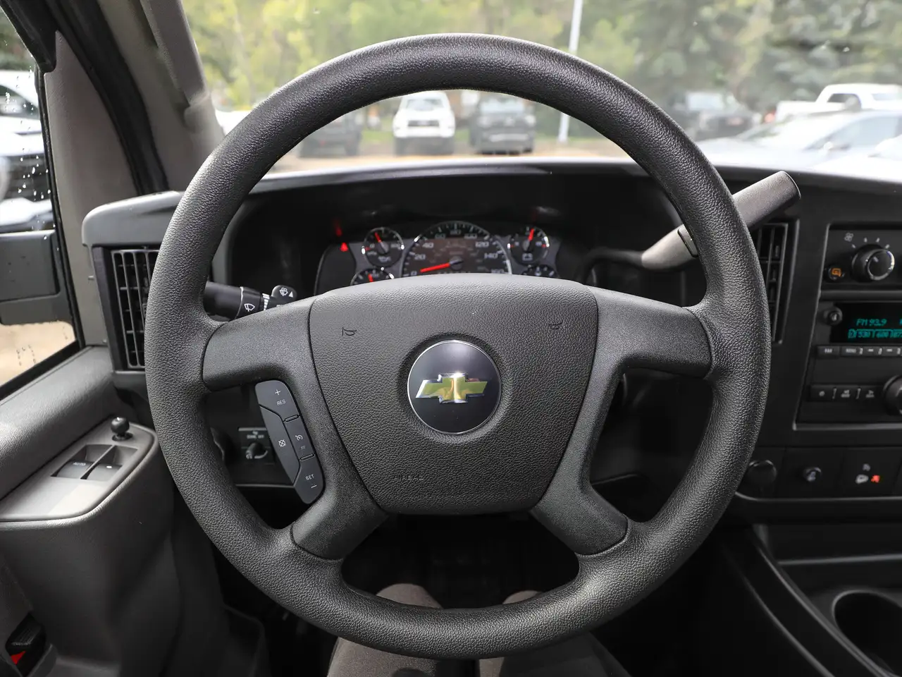 Chevrolet Express 3500 снимка Chevrolet Express 3500