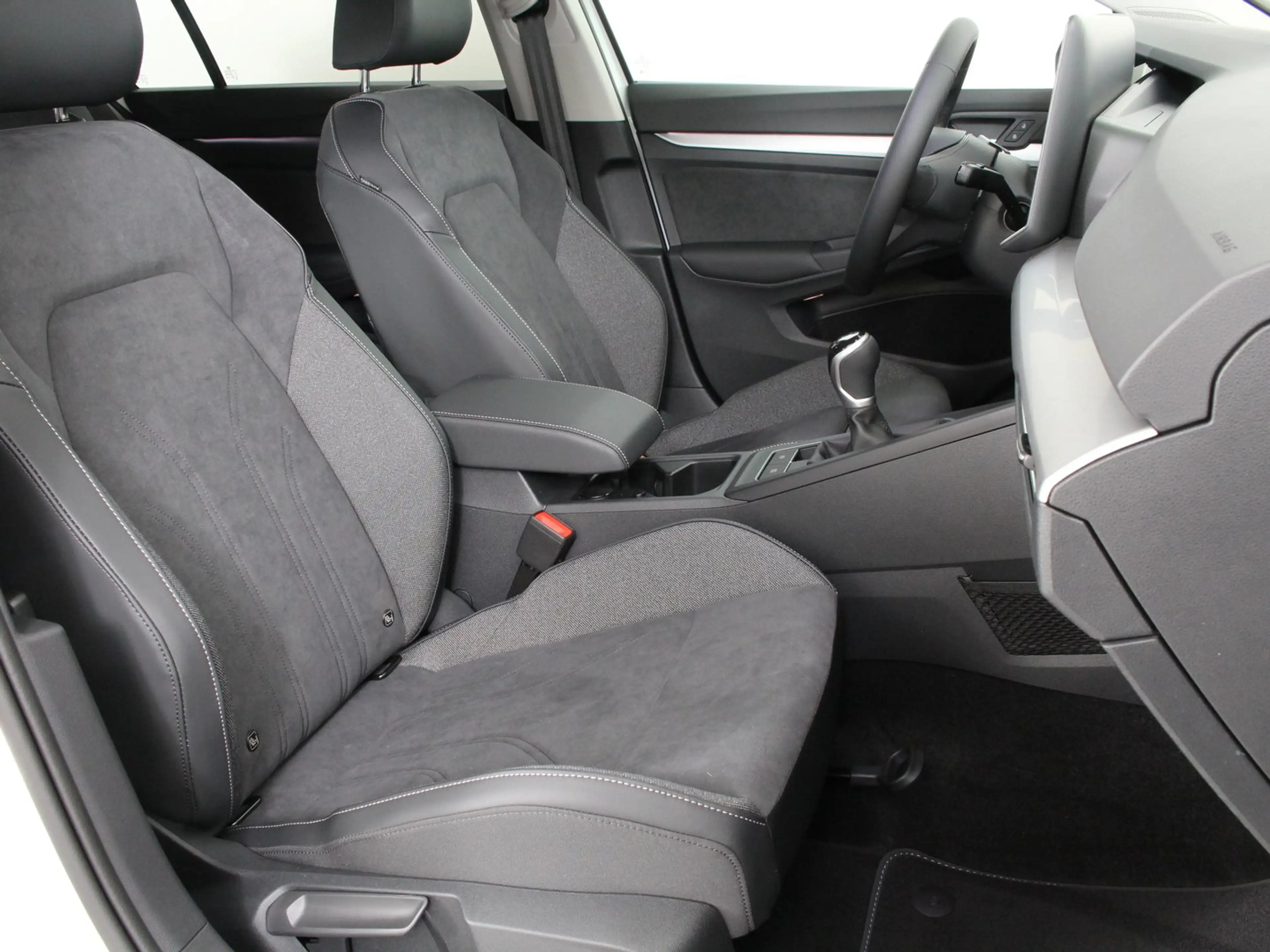 Volkswagen Golf Rabbit TSI — photo 8