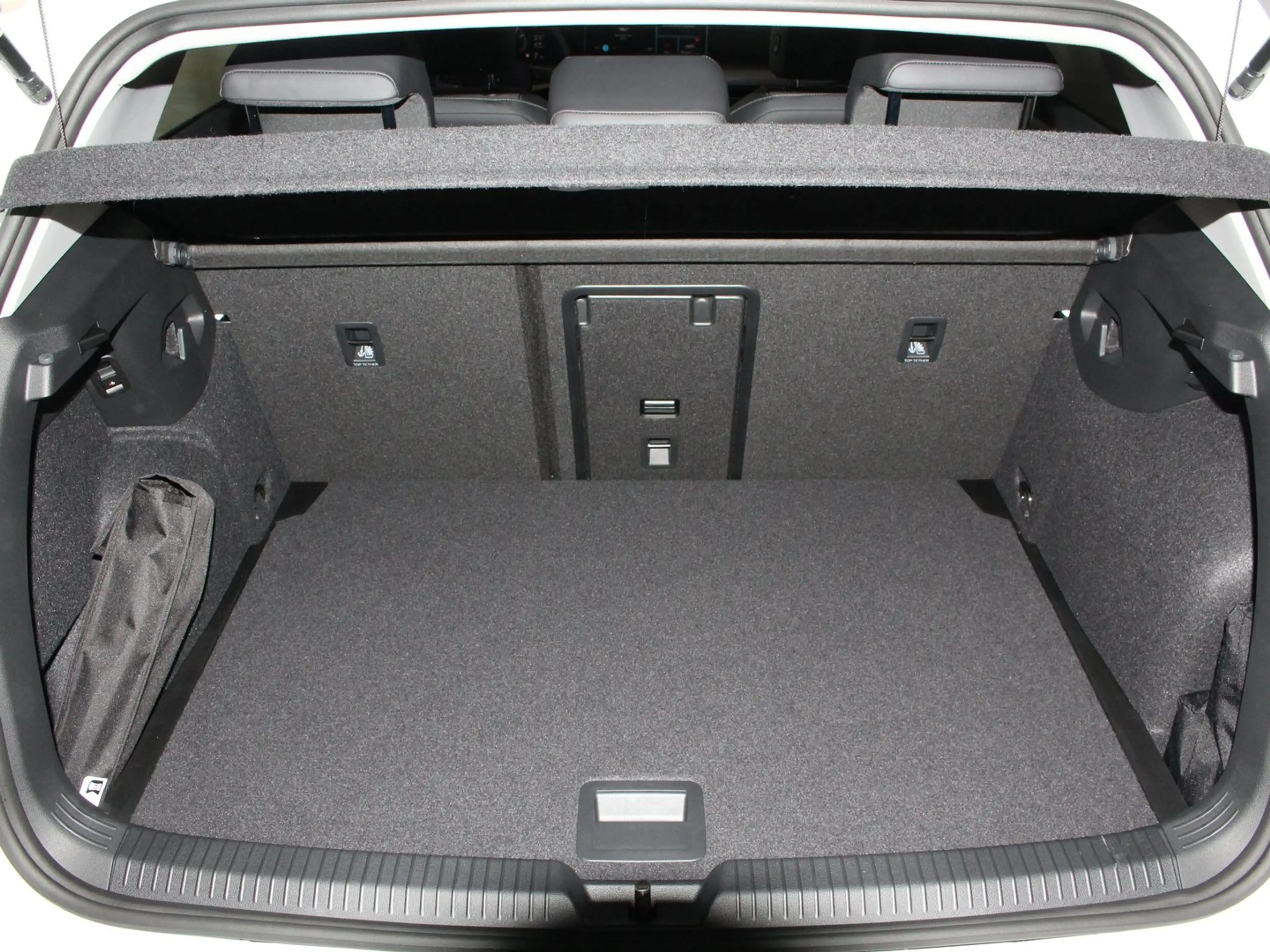 Volkswagen Golf Rabbit TSI — photo 9