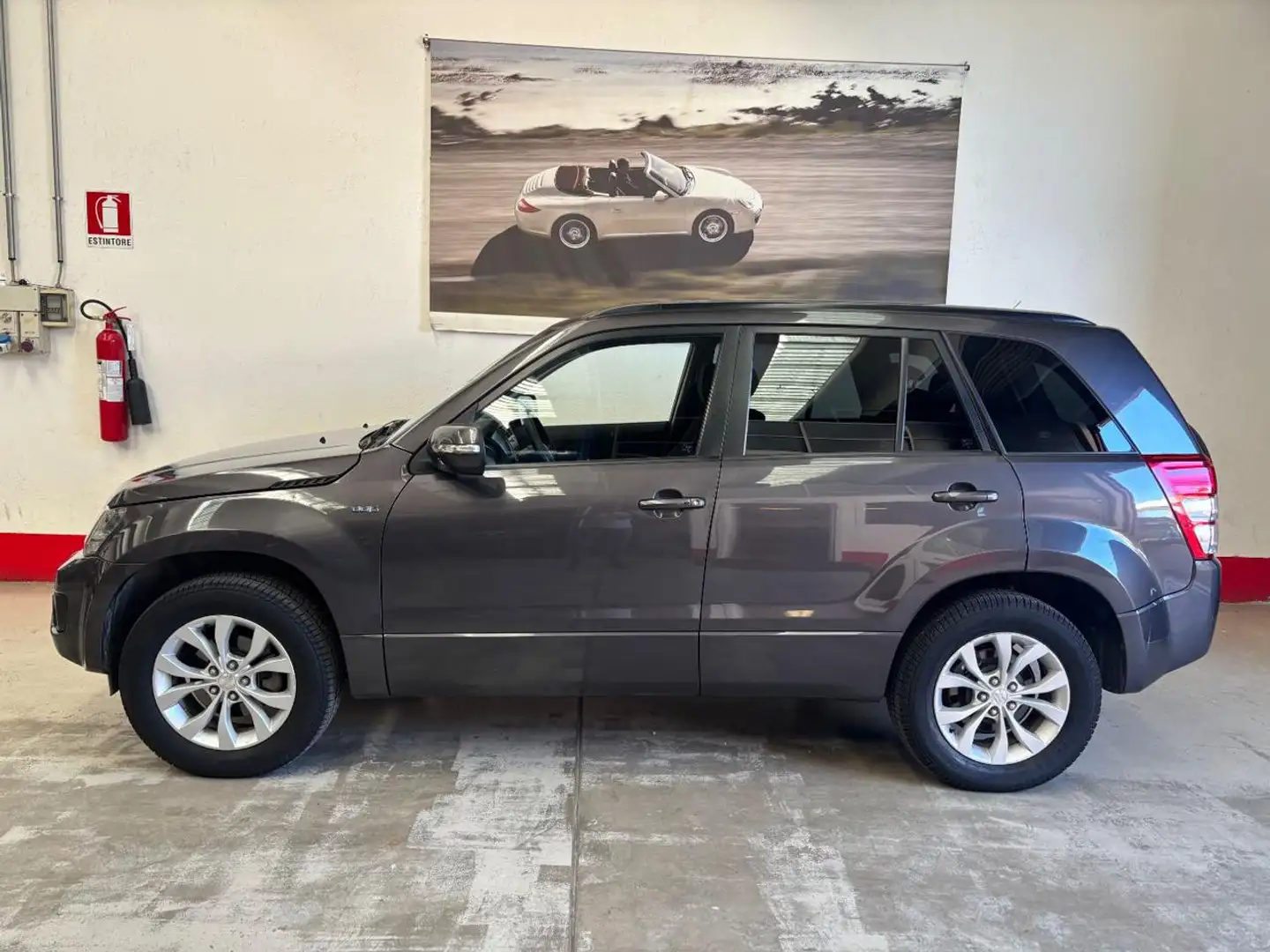 Suzuki Grand Vitara 1.9 DDiS 5 porte Gri - 1