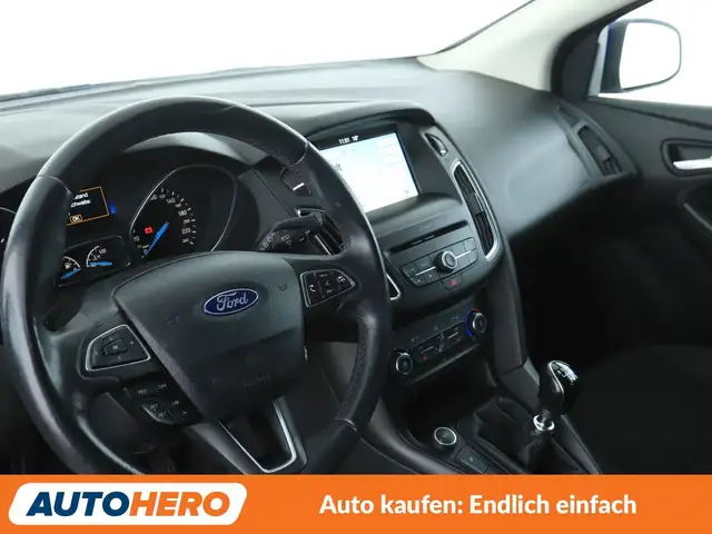 Ford Focus view 11
