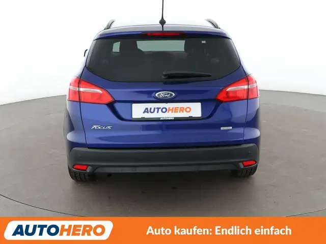 Ford Focus view 5