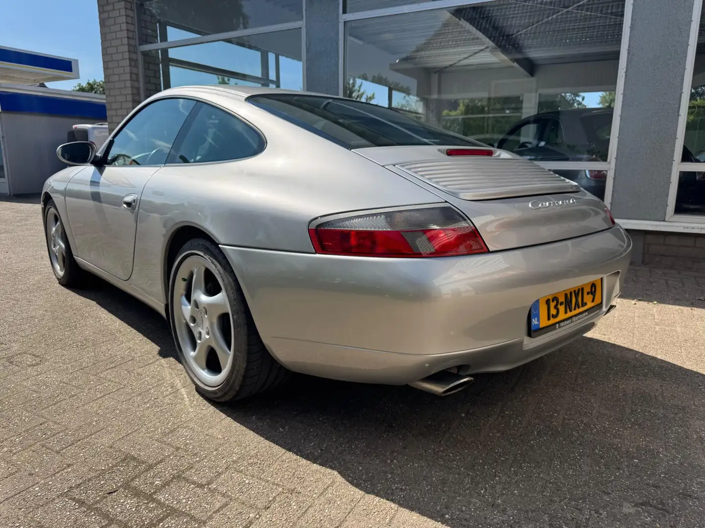 Porsche 911 3.4 Coupé Carrera 4 Gris - 2