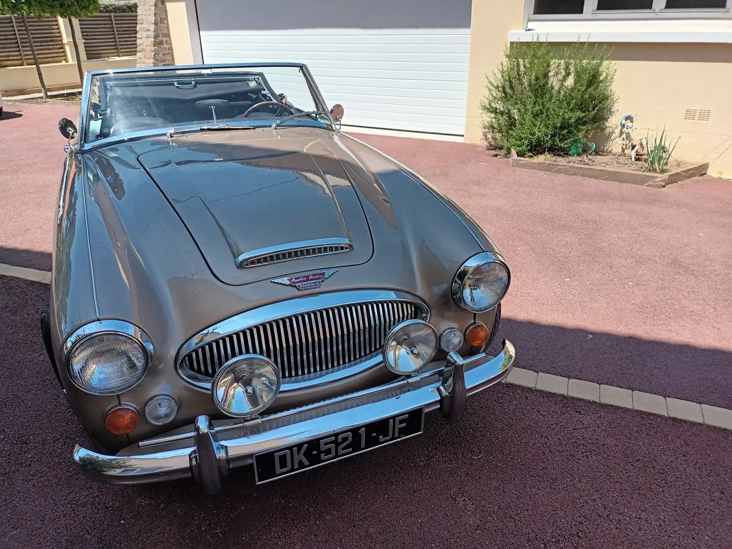 Austin-Healey 3000 MK3  BJ8 Bronze - 1
