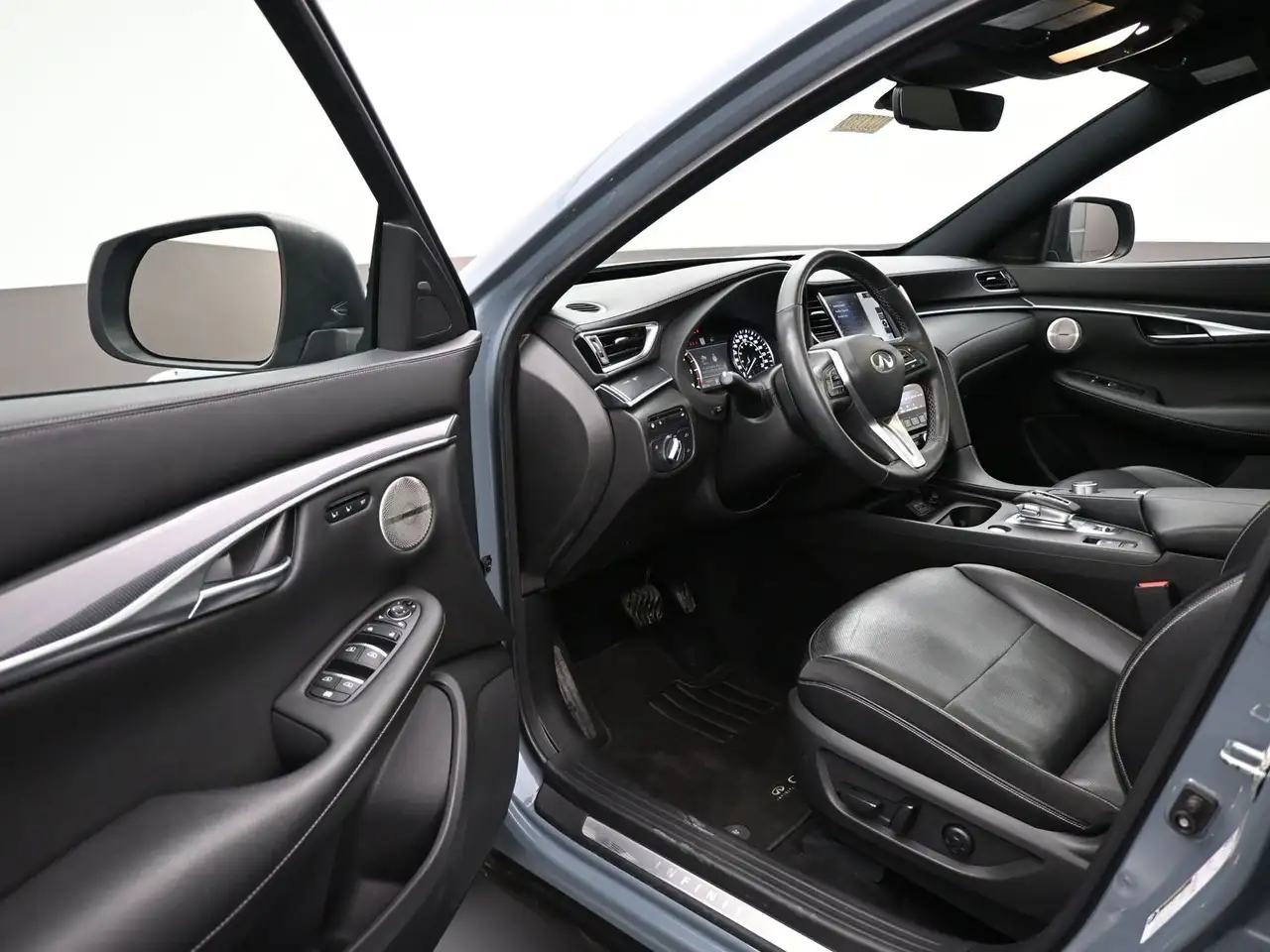 Infiniti QX50 снимка Infiniti QX50