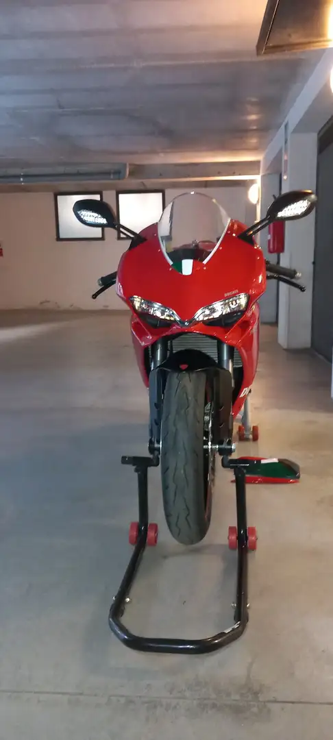 Ducati 959 Panigale red Rosso - 2