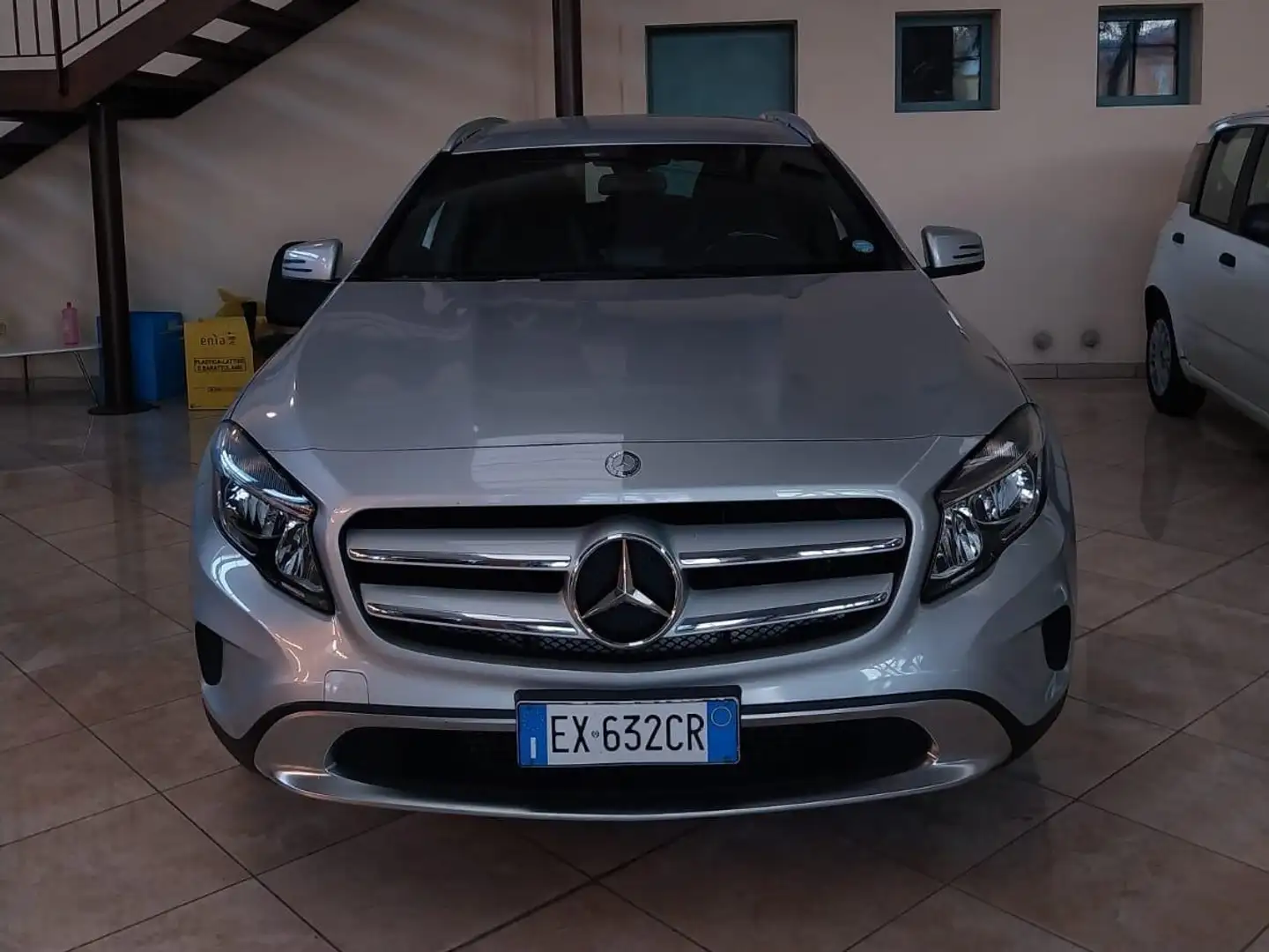 Mercedes-Benz GLA 200 GLA-X156 2014 d (cdi) Executive auto Zilver - 1