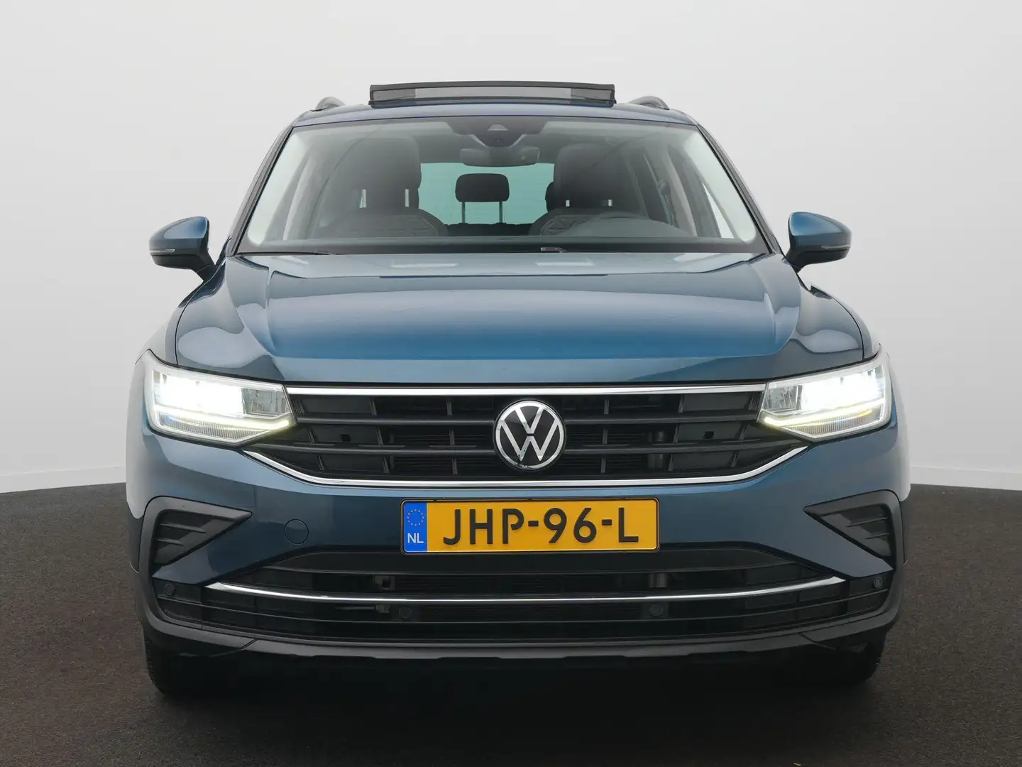 Volkswagen Tiguan 1.4 TSI eHybrid Life Business+ Panodak - LED - Sid Bleu - 2