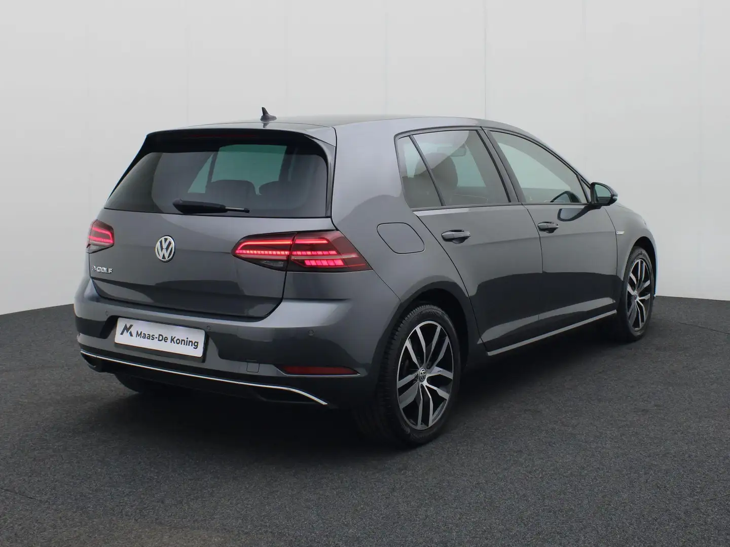 Volkswagen e-Golf E-DITION 100kW/136PK · Navigatie · Camera + Parkee Gris - 2