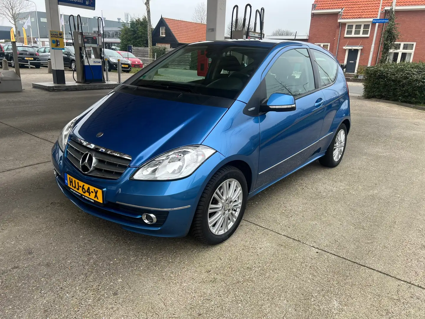 Mercedes-Benz A 170 BlueEFFICIENCY WEINIG KM-NETTE AUTO-NIEUWE APK Modrá - 2