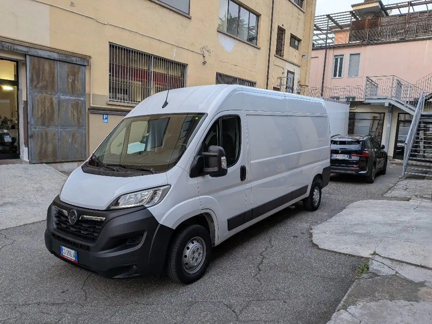 Opel Movano 33 2.2 BlueHDi 140 S&S PL-TM Furgone Blanc - 2