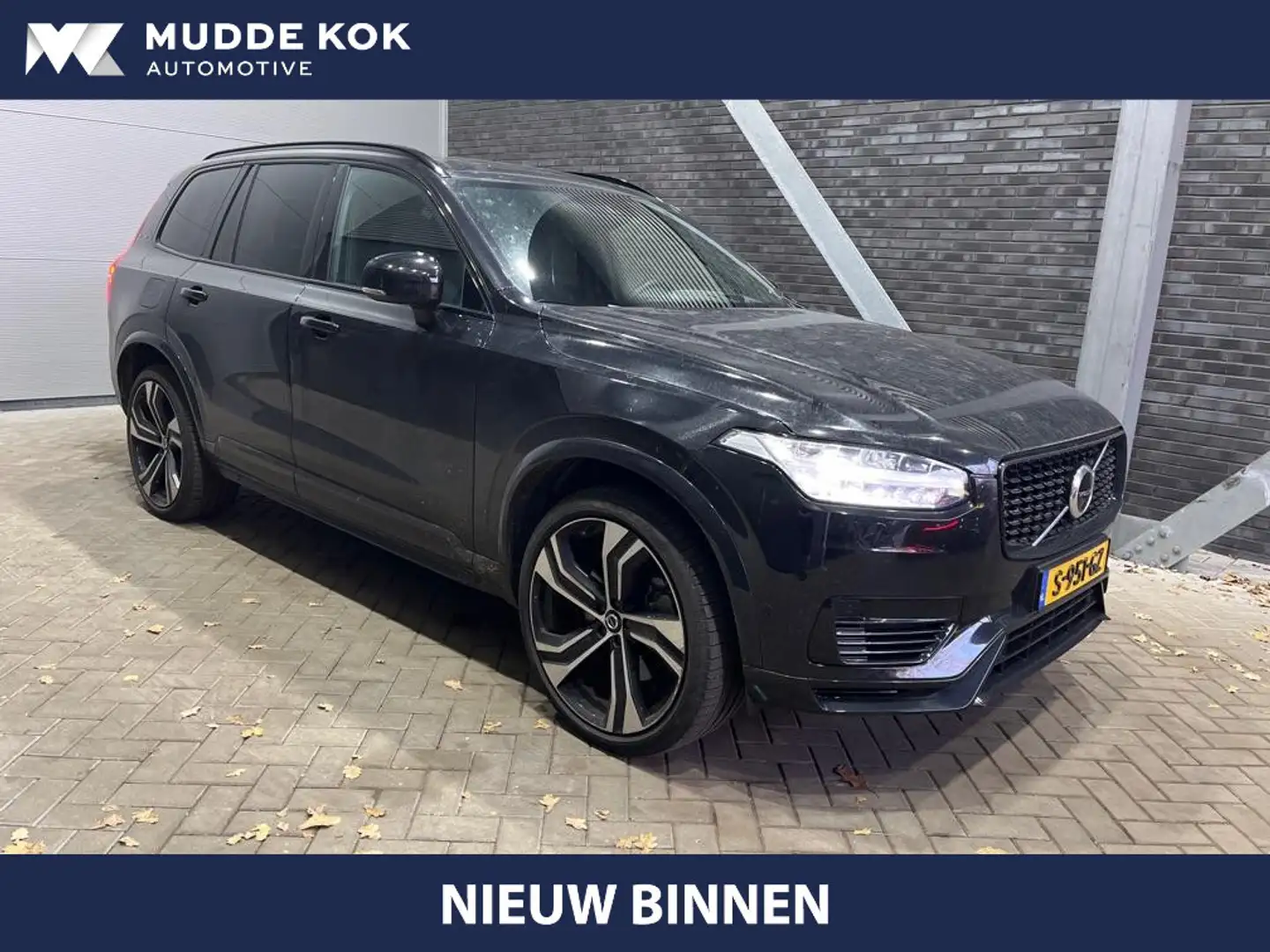 Volvo XC90 T8 Recharge R-Design | 7P | Luchtvering | Bowers&W Zwart - 1