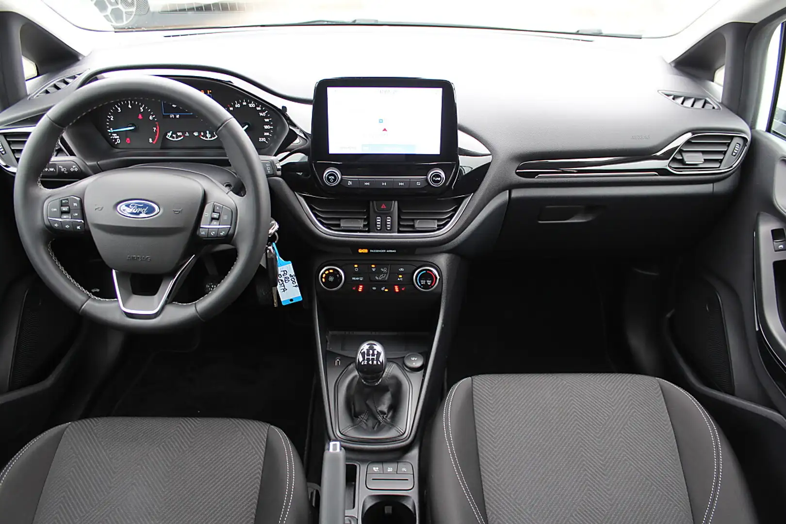 Ford Fiesta Cool & Connect 1,1 Start/Stop PDC Spurhalteassi... Weiß - 2