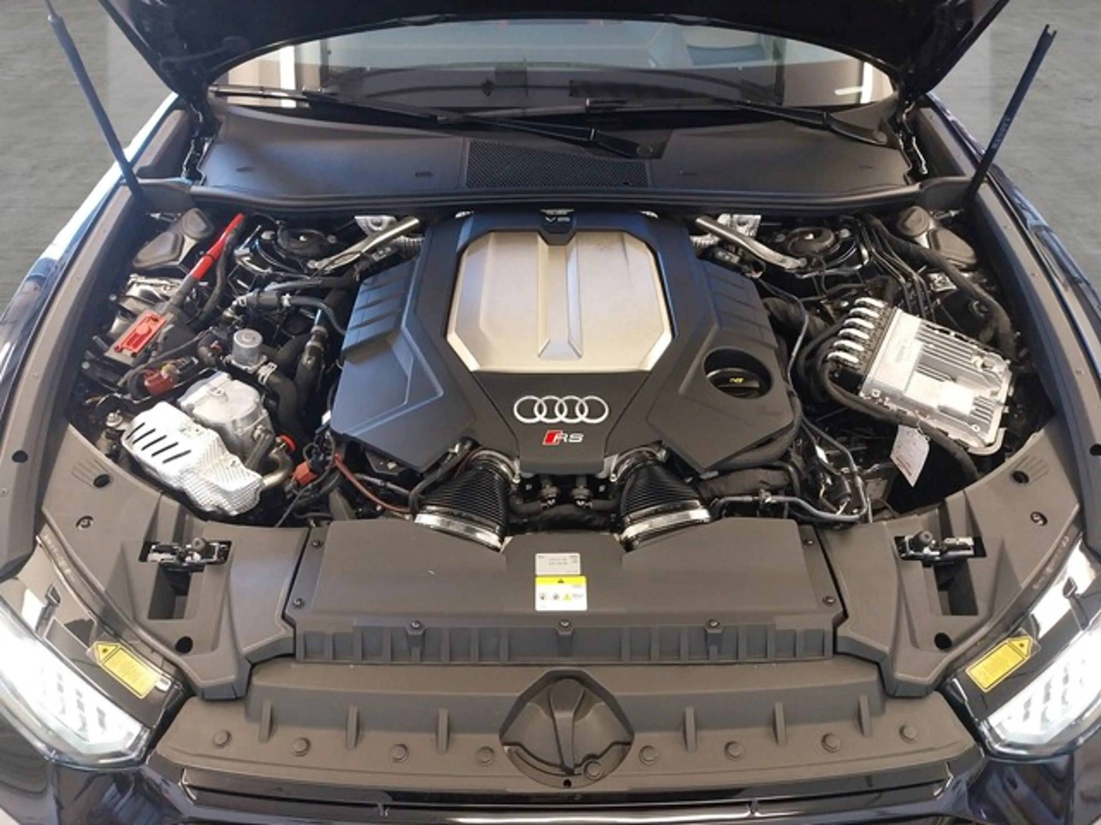 Audi RS6 Avant performance AHK Laser PANO HeadUp — photo 15