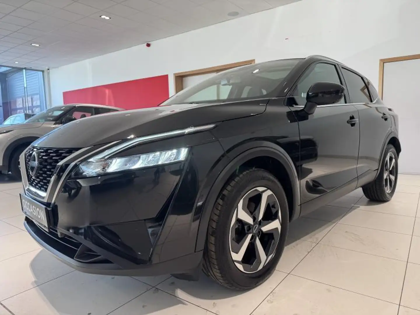 Nissan Qashqai Mild-Hybrid 140 N-CONNECTA 2WD Zwart - 1