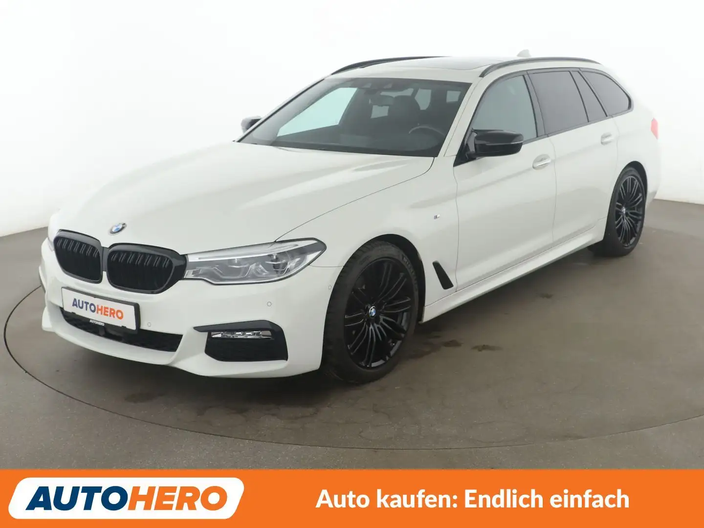 BMW 520 520i M Sport Aut.*NAVI*LED*HUD*ACC*CAM*PDC* Weiß - 1