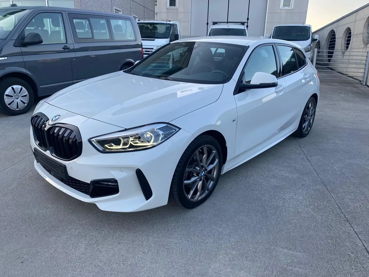 BMW 118 M-Sport Cerchi 18" Live Cockpit Professional Blanc - 1