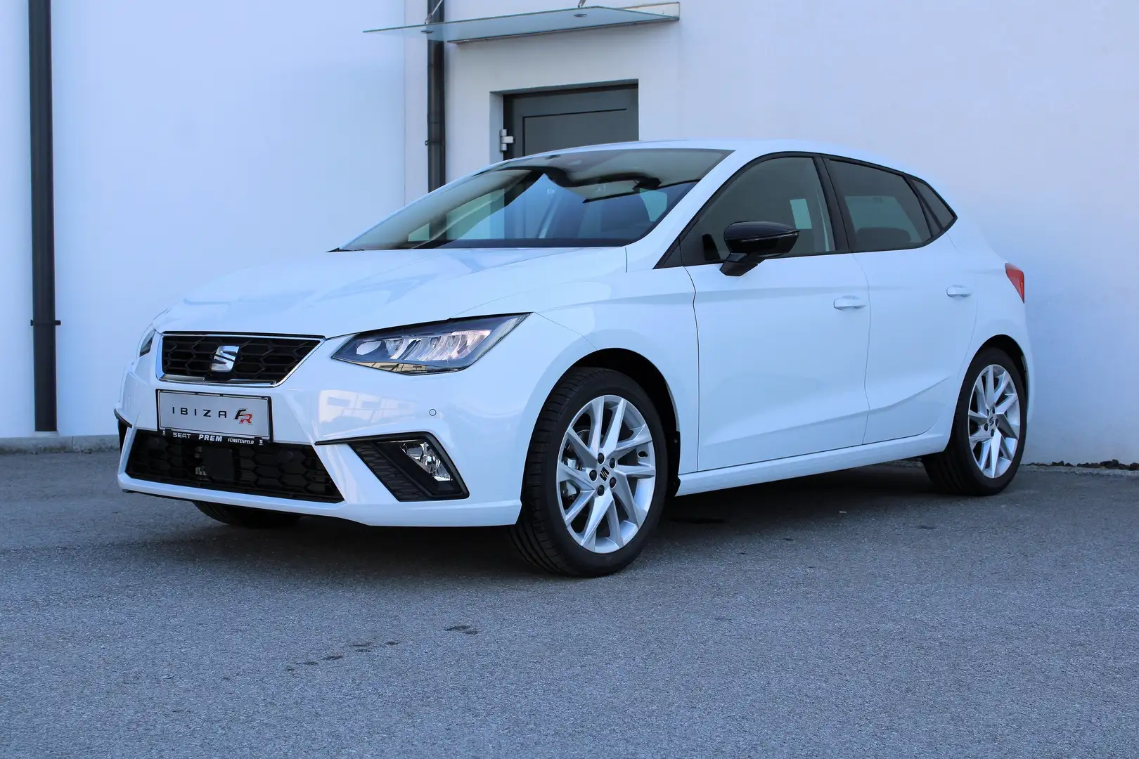 SEAT Ibiza FR 1,0 TSI mit Ö-Paket, Tech-Paket und Mehr! Weiß - 2