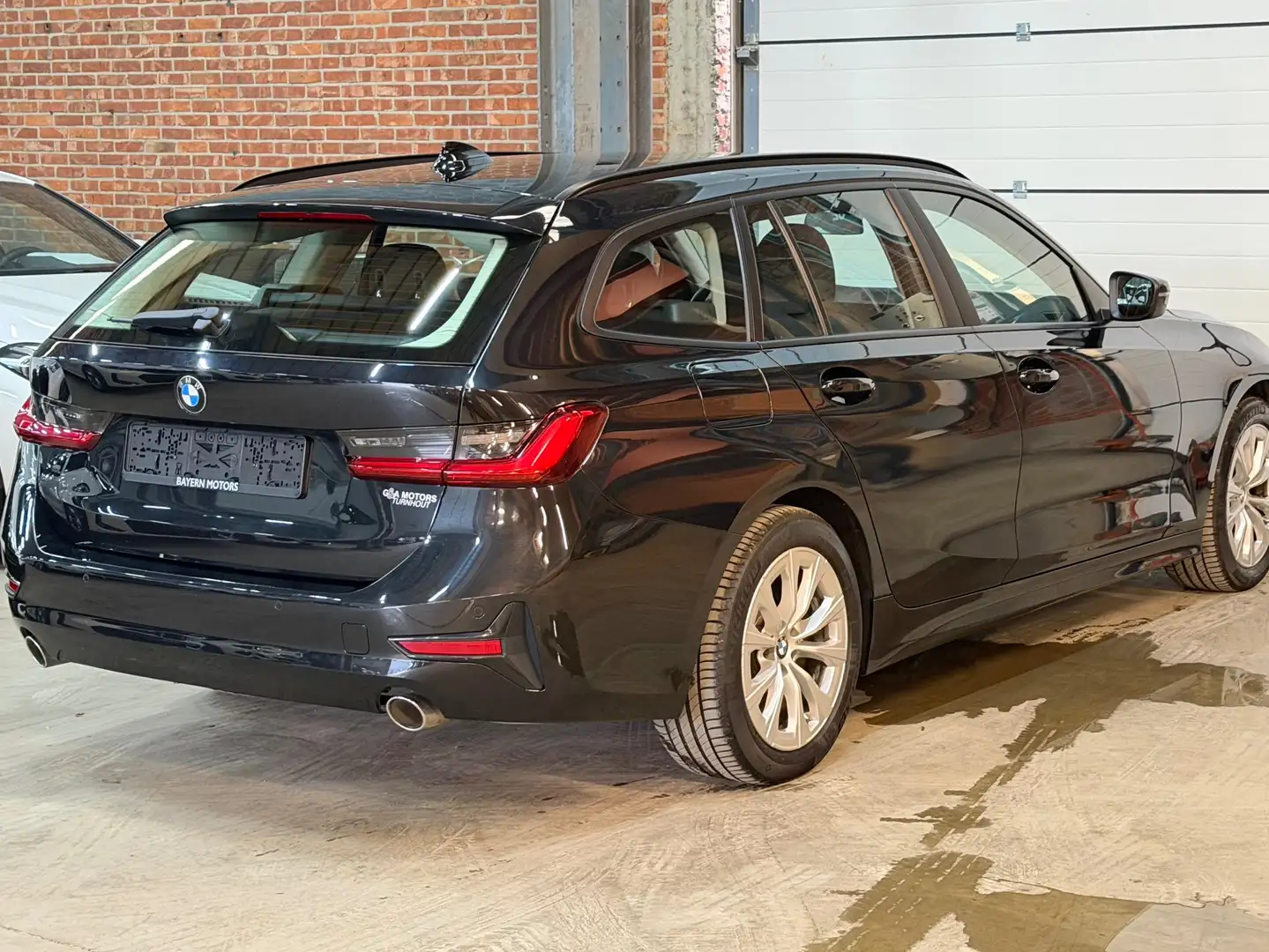 BMW 318 dA Automaat Navi LED Garantie Noir - 2