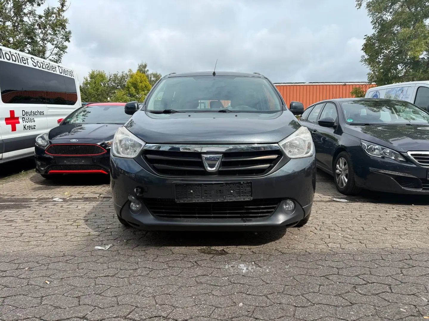 Dacia Lodgy Prestige 7 Sitzer Grau - 1