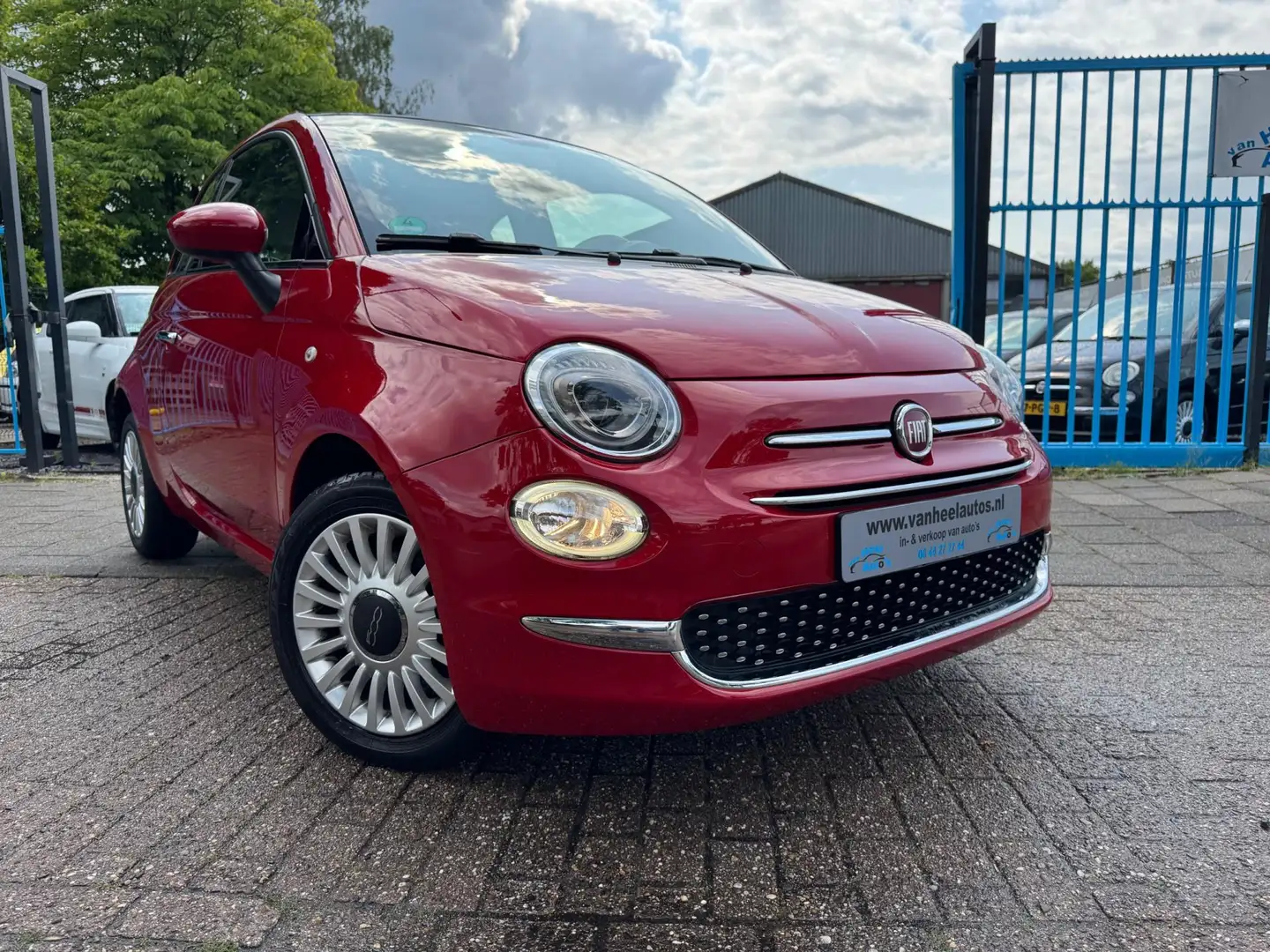 Fiat 500 1.2 Lounge A-C Elek Pakket Lmv Pano Pdc Rood - 2