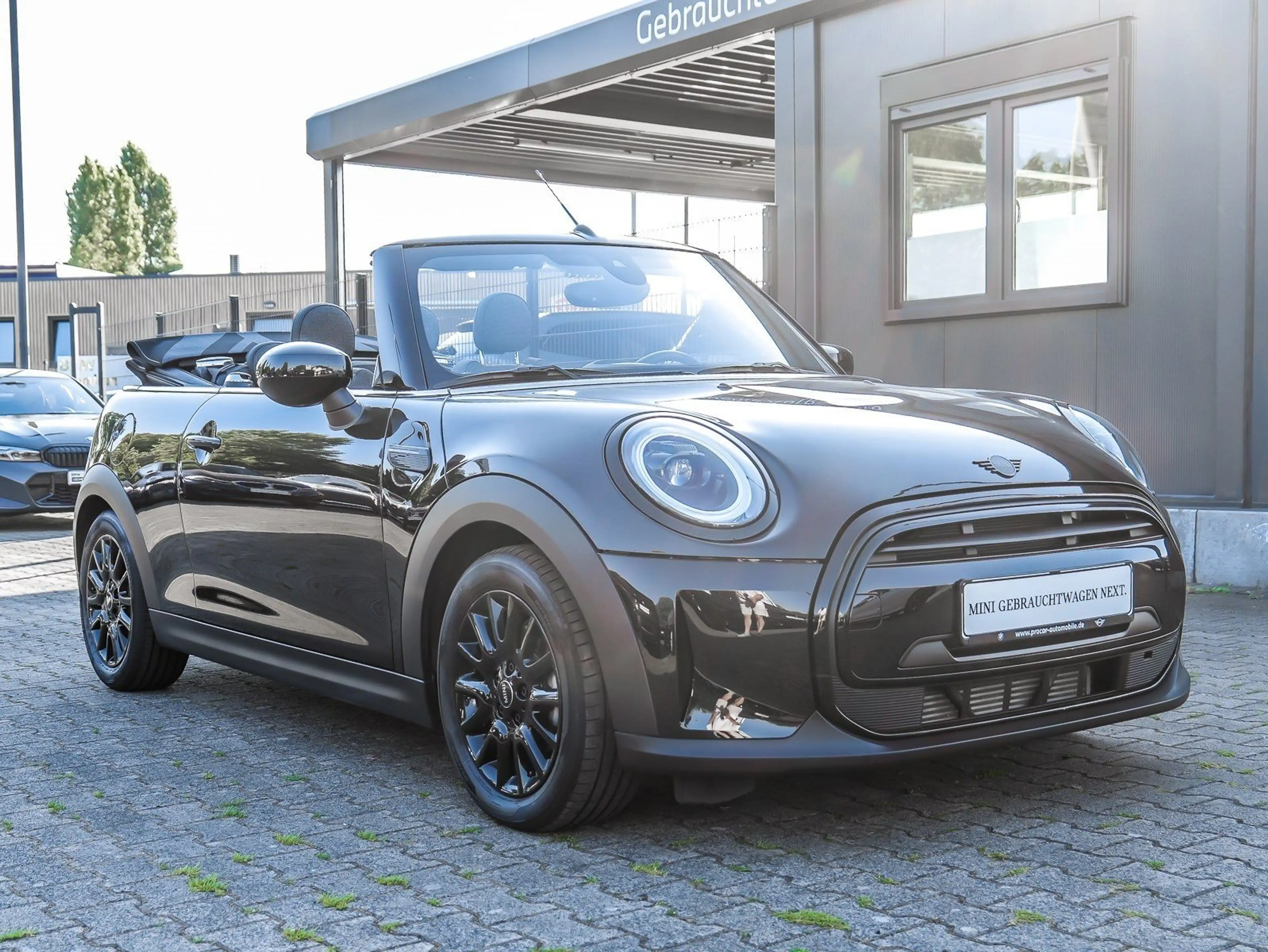 MINI Cooper Cabrio Cooper Cabrio Classic Trim Navi LED PDC DAB Shz — photo 5