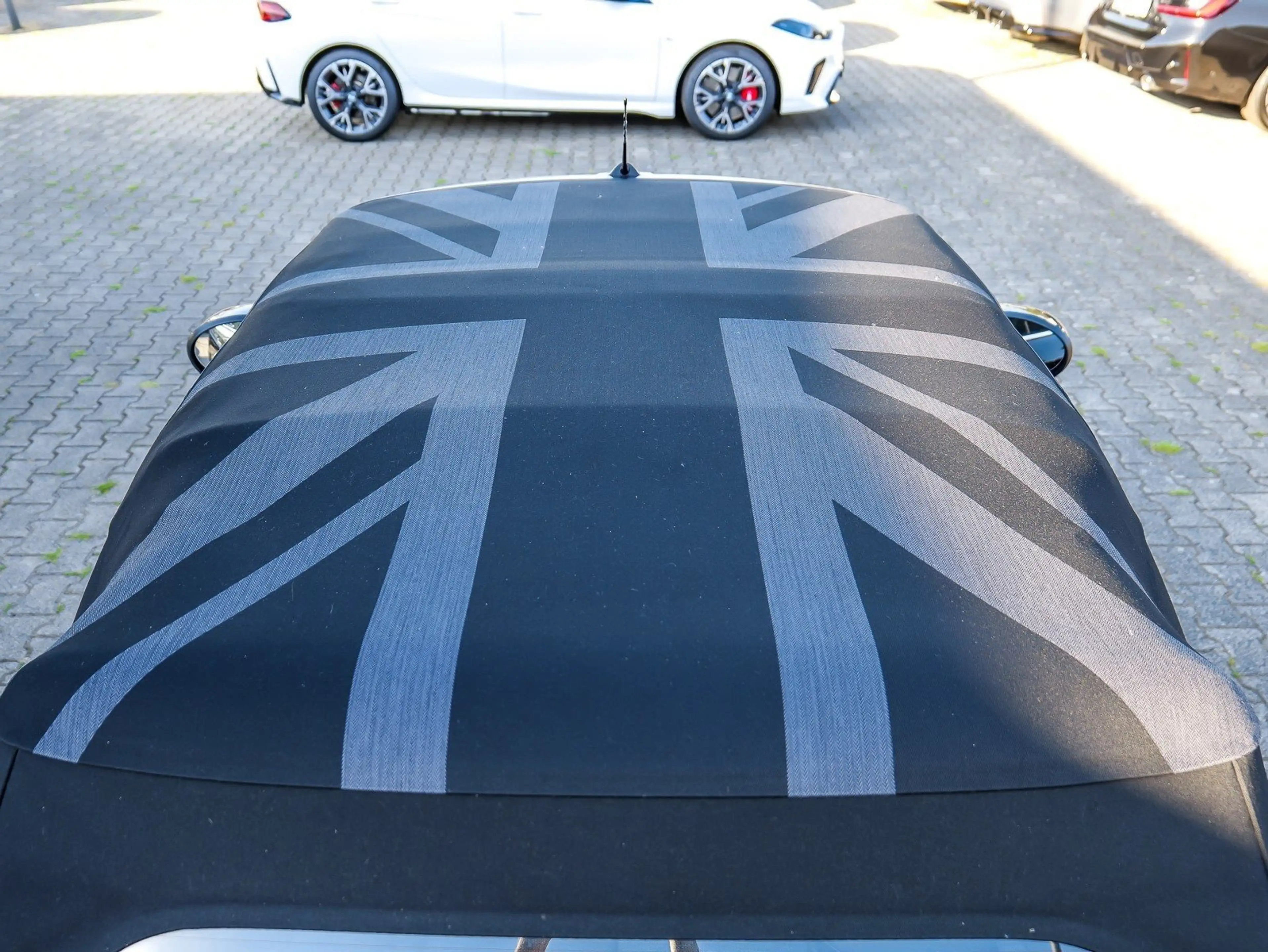 MINI Cooper Cabrio Cooper Cabrio Classic Trim Navi LED PDC DAB Shz — photo 13